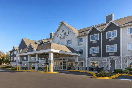 Country Inn & Suites by Radisson, Bolingbrook, I-55