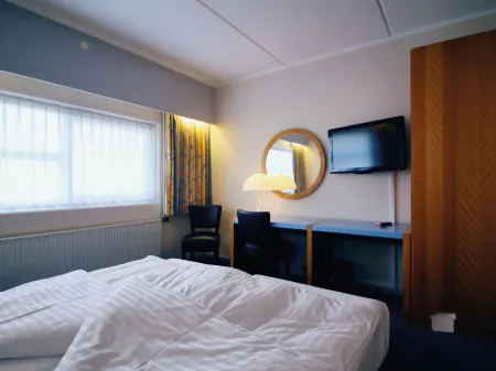 Ærø Hotel - Adults Only Отели в г. Aeroskobing