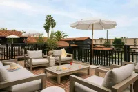 Woods Cove Inn
