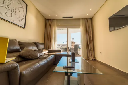 Mnar Park Aqua Park Отели в г. Провенс де Фа-Анжра