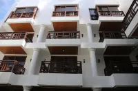 Giulius Boracay Italian Resort