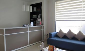 Royale House Hotel Davao powered by Cocotel