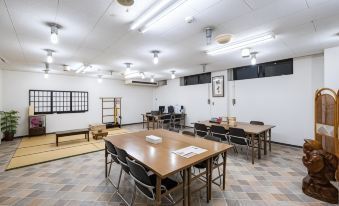 Kawaguchiko Station Inn