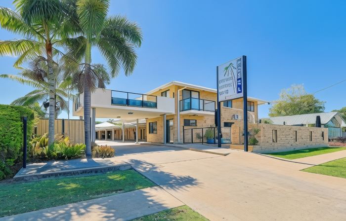Emerald Central Palms Motel
