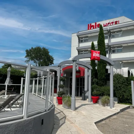 Ibis Nîmes Ouest