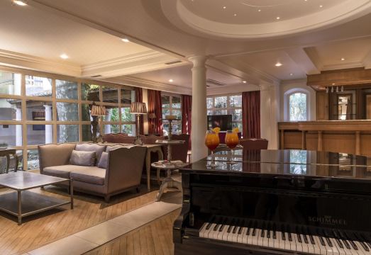 호텔 수영장 전경