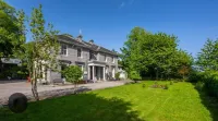 Woodside House