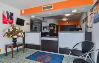Motel 6 Mitchell, SD - parking