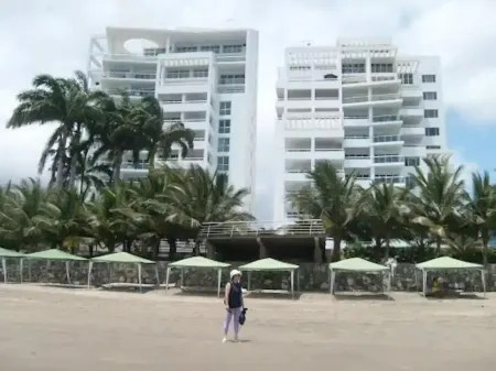 Ocean front, Playa Azul Resort, Tonsupa, Ecuador