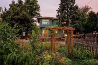 Timeless Elegance: Downtown Longmont Gem with Modern Comforts!