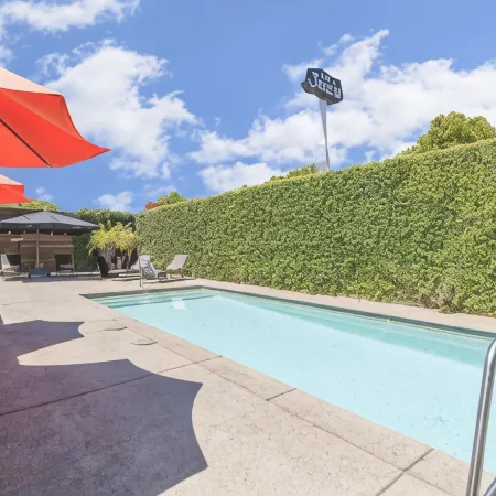 The Greens Hotel on Del Paso