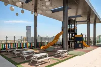 Marriott Executive Apartments Doha, Le Mirage City Walk