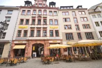 Five Elements Hostel Leipzig Hotel in zona Platz an der Thomasgasse