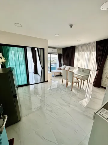 รูปภาพของอรุณสาคร ลักชัวรี คอนโด