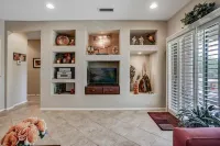 Surprise Home in Grand 3 Bdrm, 2 Bath in 55+ community, near Spring Training