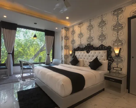 Hotel Heritage Inn at Assi Ghat Hotels in Varanasi