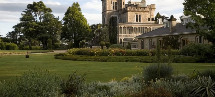 Larnach Lodge & Stable Stay Hotels in Dunedin