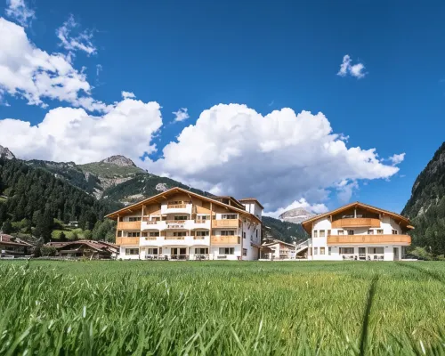 Golden Park Resort Hotels in Mazzin