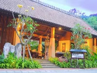 アマヌバ ホテル & リゾート ランカマヤ ボゴールのホテル