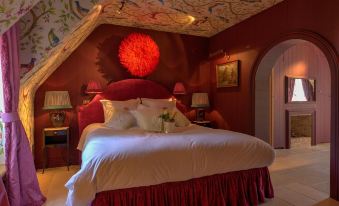 Exclusive Suites the Secret Garden