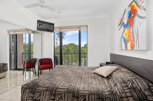 Western Gateway Motel and Apartments