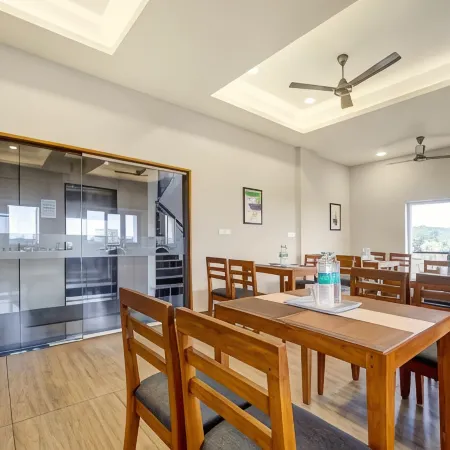 Pratham Inn by Downtown Hotel
