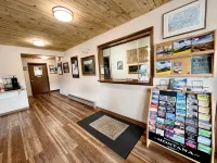 Beartooth Hideaway Inn & Cabins