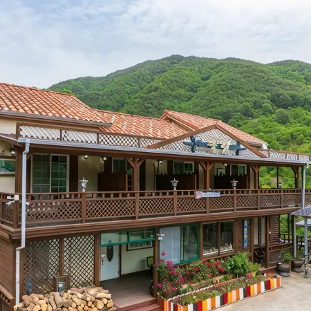 Gurye Jirisan Keulim Pension