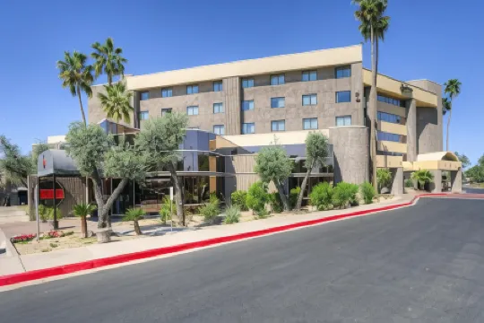 DoubleTree by Hilton Phoenix North