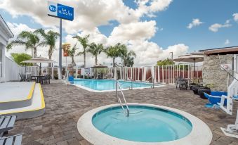 Best Western Salinas Monterey Hotel