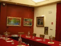 Hotel Joli Hotels near Palermo Catacombs