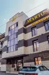 Marton Pobeda Hotel Hotéis em 