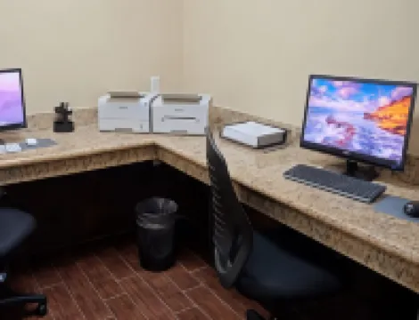 슈퍼 8 바이 윈덤 어빙 DFW 아파트 노스