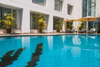 Mondial Hotel Hue - Pools