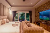 6Br Luxury Tropical Pool Villa PH125
