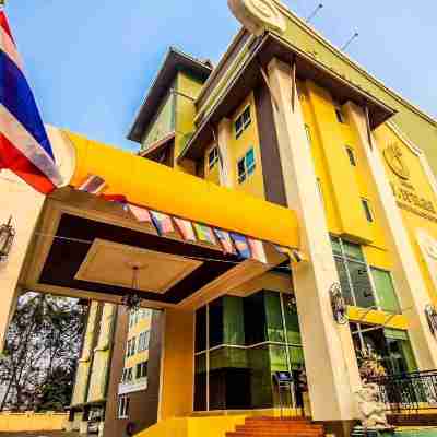 โรงแรม ช.พาเลส Hotel Exterior