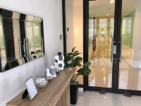 Apatel Ecohome Citra Raya by Santi Room Hotels in Panongan