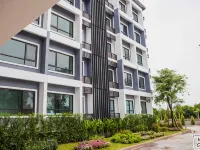 Nornchill Khaoyai Hotel Hotels near Midwinter Green Restaurant