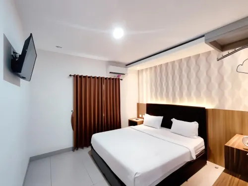 Arya Hotel Syariah Majalengka فنادق في Panyingkiran