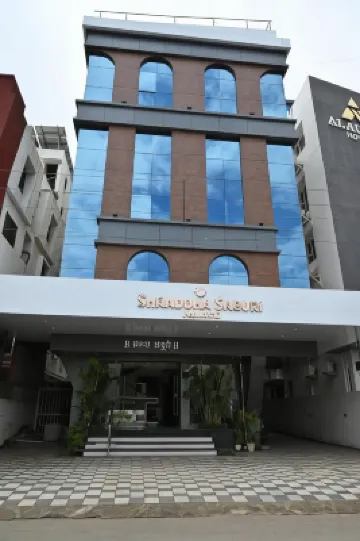 Hotel Shradha Saburi Palace