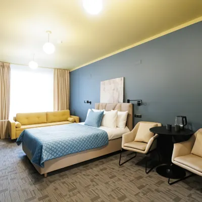 Simple Hotel B9 Furnished Rooms