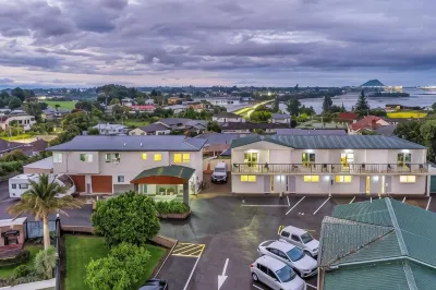 Cottage Park Thermal Motel Hotels in 