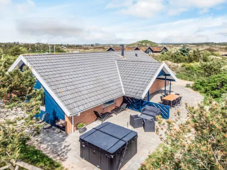 Tranquil Oasis in Henne Strand-by Traum Отели рядом с достопримечательностью «Houstrup»