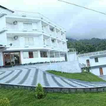 Moonline Resort Hotel Exterior