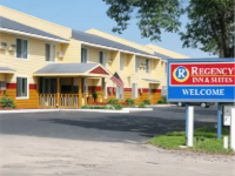 Regency Inn & Suites Faribault Hotels in Faribault