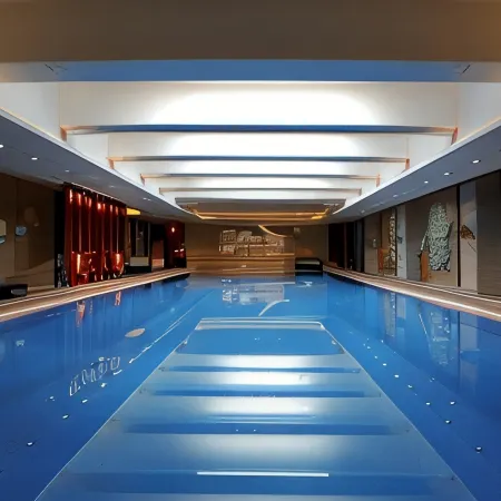 HUALUXE Hotels and Resorts YANGJIANG CITY CENTER