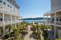 Prestige Oceanfront Resort, WorldHotels Luxury - Romantic