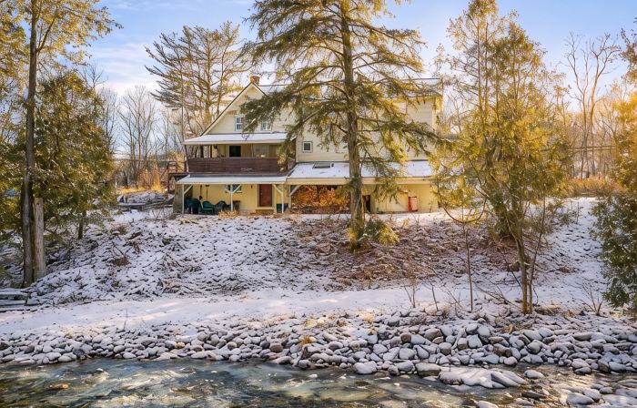 Spacious Farmhouse Estate Overlooking a Babbling Brook
