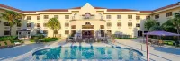 Best Western Gateway Grand - Pools