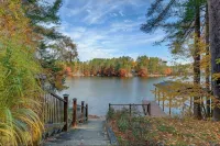 Stunning Waterfront Lake House! - 4つ星